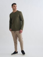 BASIC CREW NECK LONG SLEEVE SHIRT