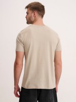 MEN’S Basic Slim Fit Crew Neck
