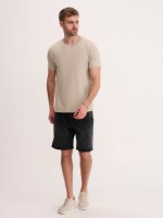 MEN’S Basic Slim Fit Crew Neck