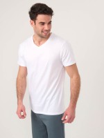 MEN’S Basic Slim Fit V neck