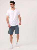 MEN’S Basic Slim Fit V neck