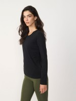 CREW NECK LONG SLEEVE SHIRT