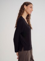 SUNRISE V NECK SHIRT