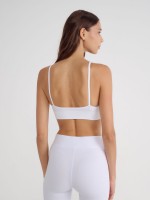 SEAMLESS RIBBED TOP