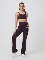HIGH-WAIST FLARE LEGGING