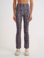 HIGH-WAIST FLARE LEGGING