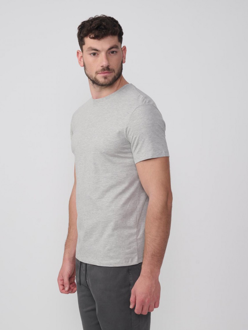 MEN’S Basic Slim Fit Crew Neck