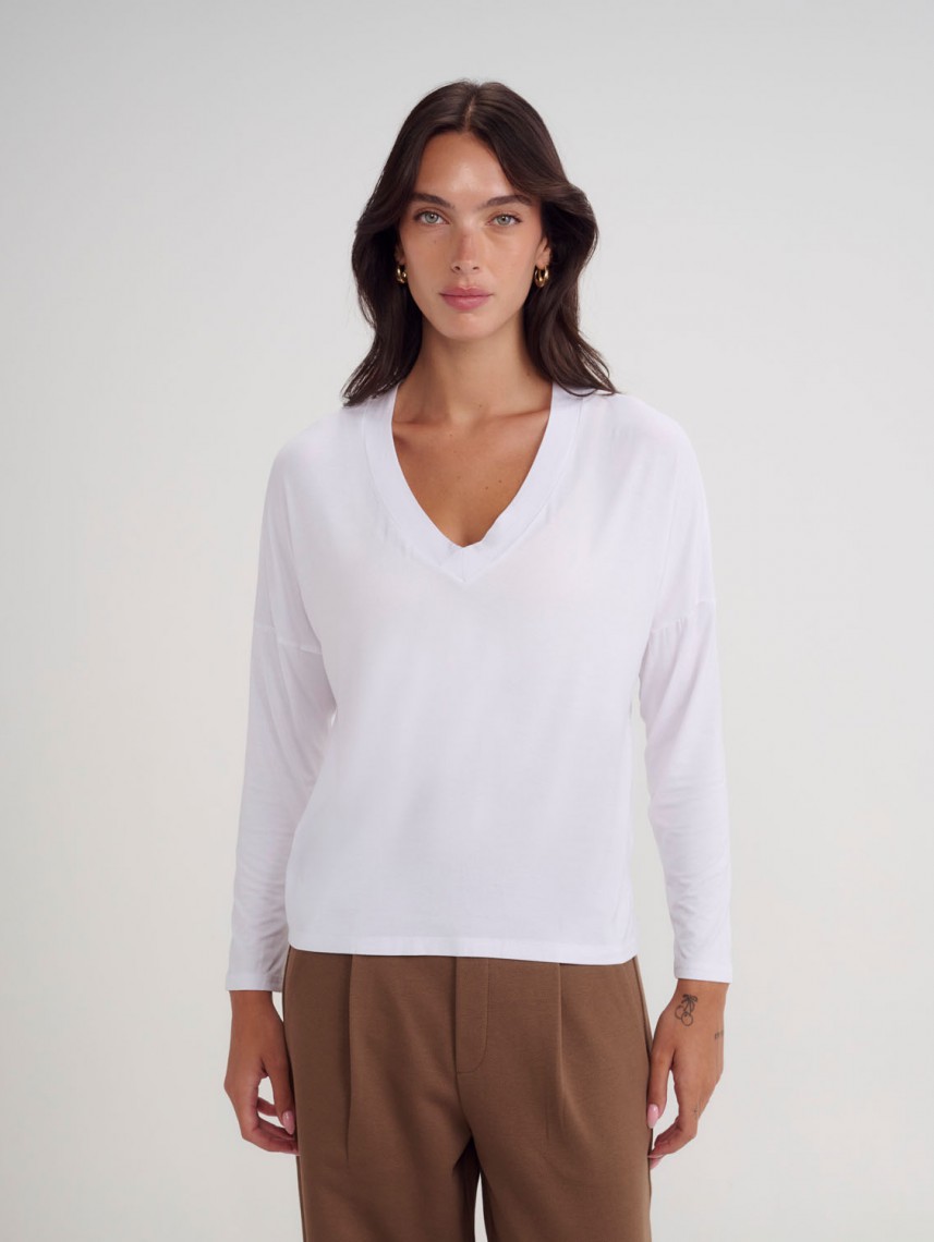 SUNRISE V NECK SHIRT
