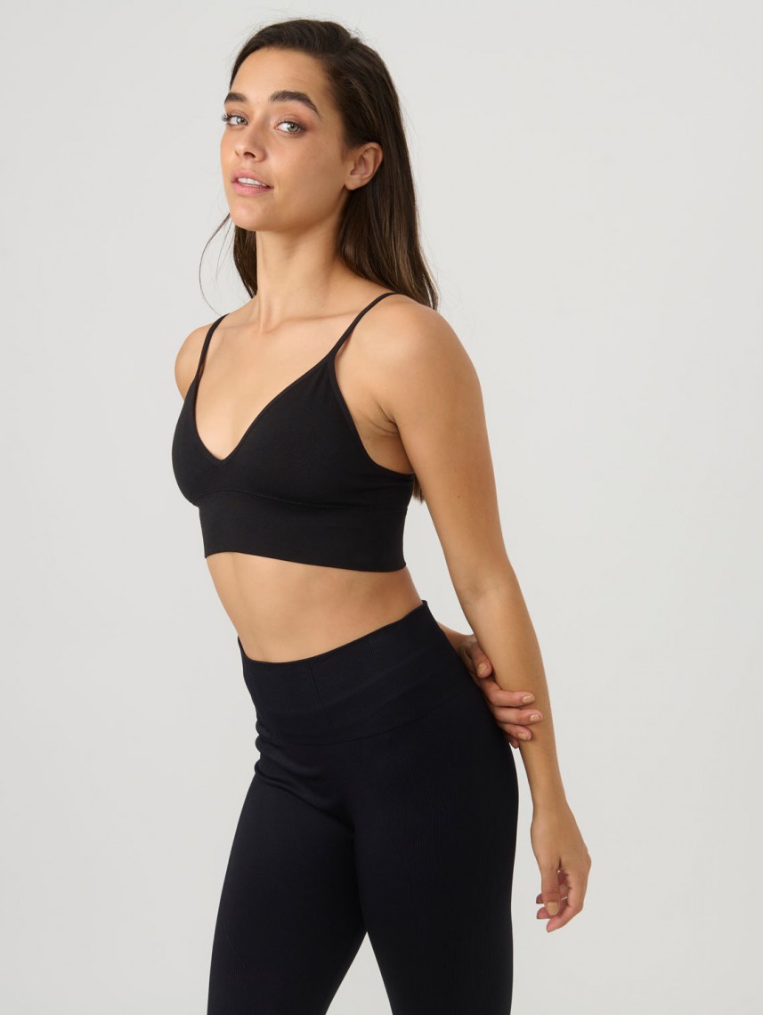 SEAMLESS V TOP