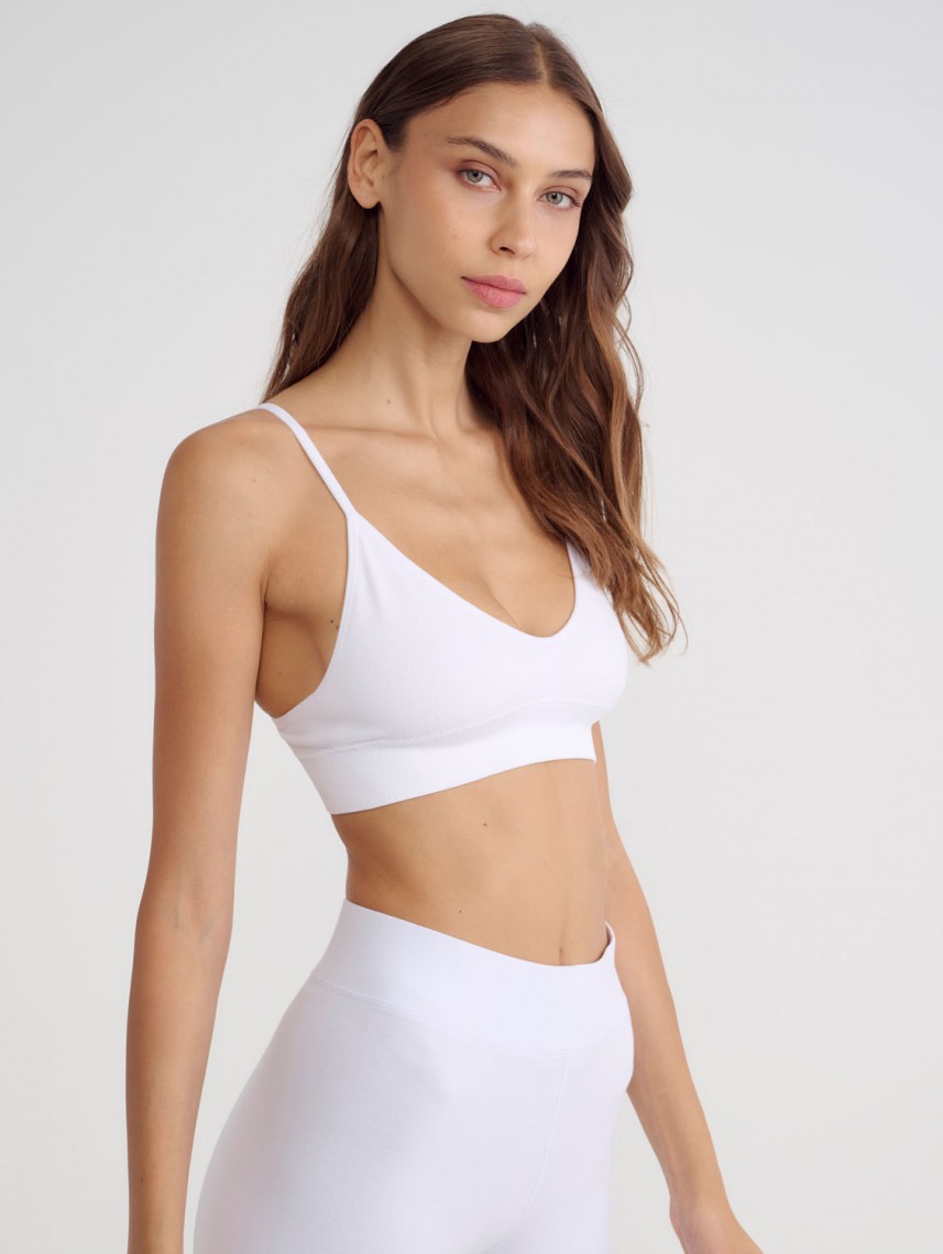 SEAMLESS RIBBED TOP