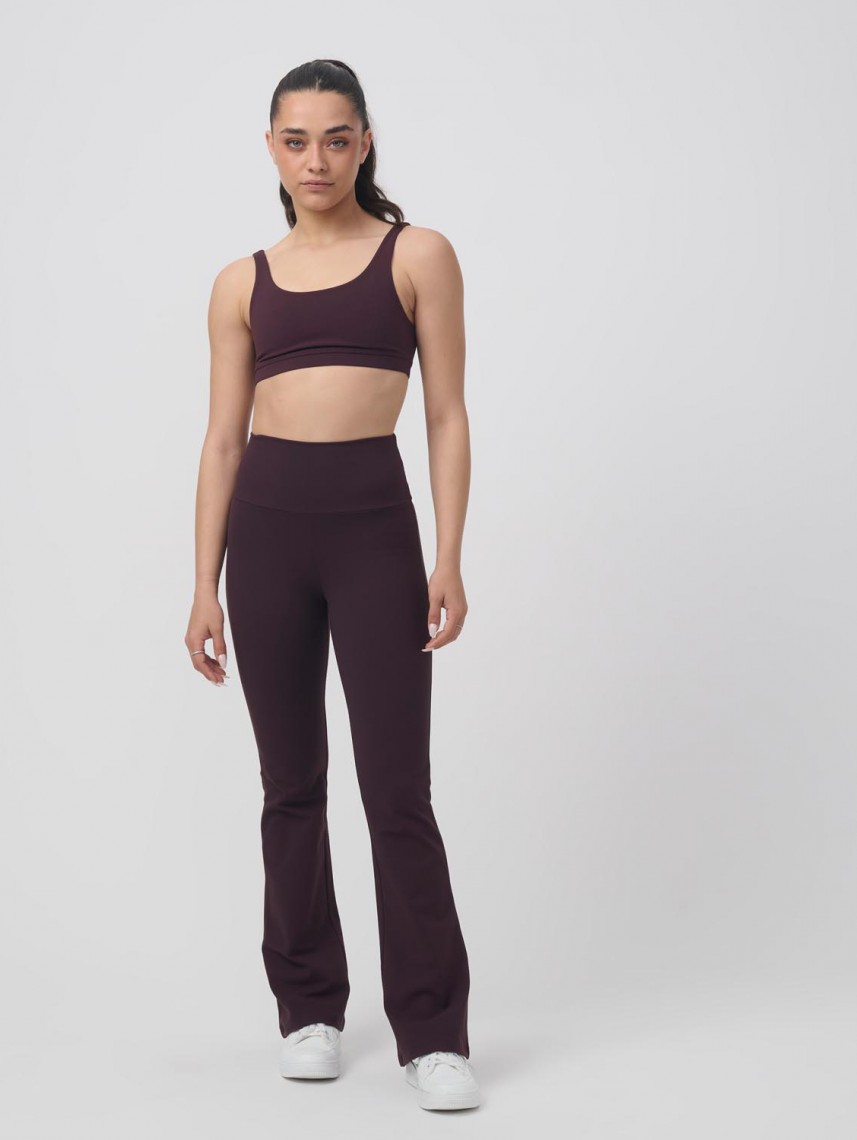 HIGH-WAIST FLARE LEGGING