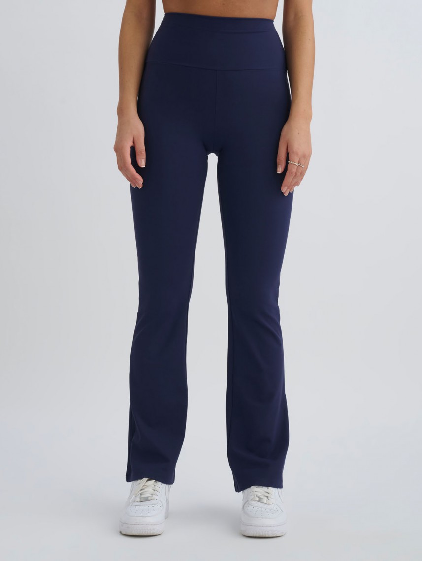 HIGH-WAIST FLARE LEGGING