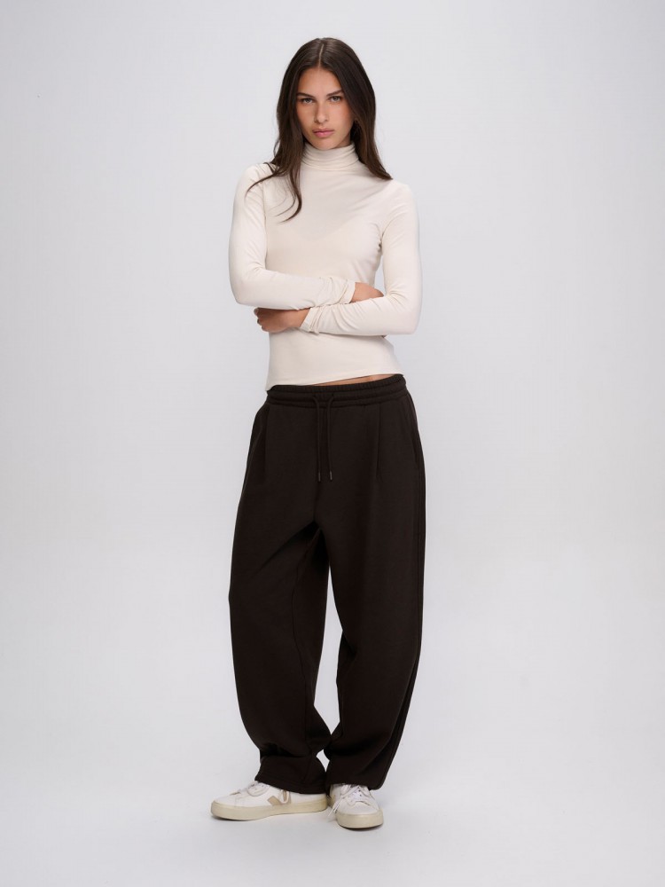 EMERALD BARREL PANTS