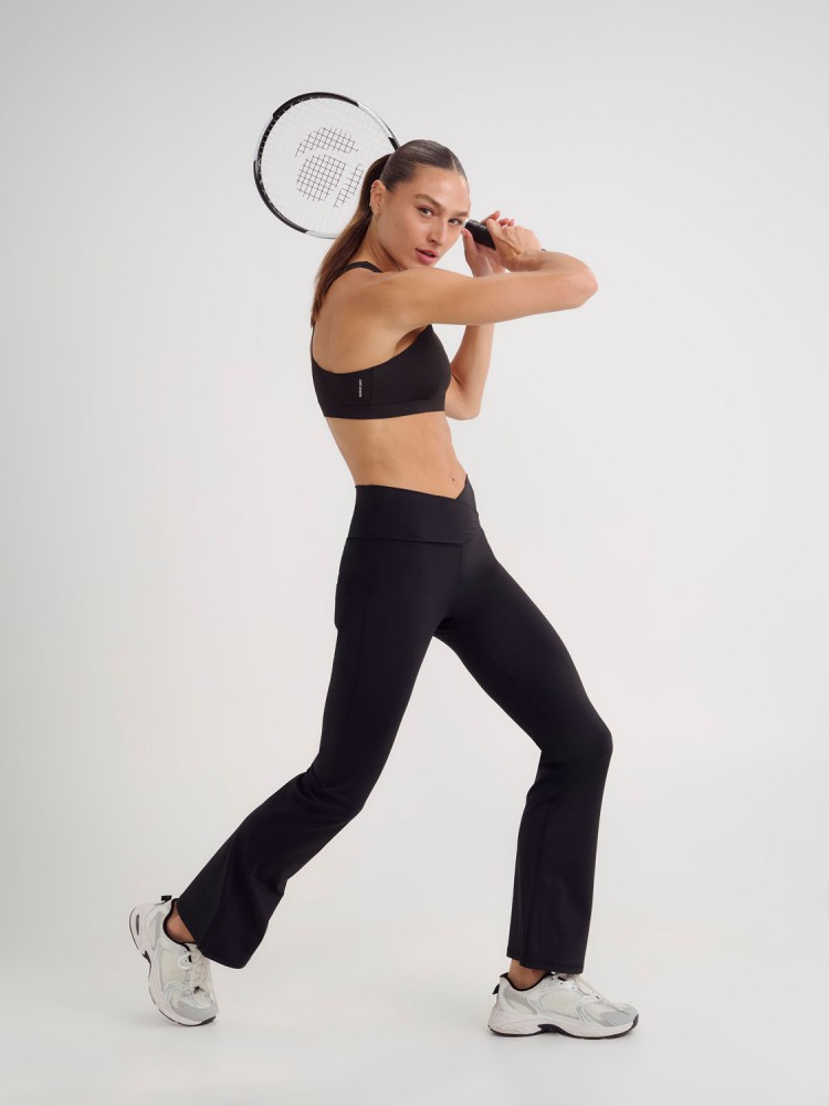 CROSSOVER FLARE LEGGINGS