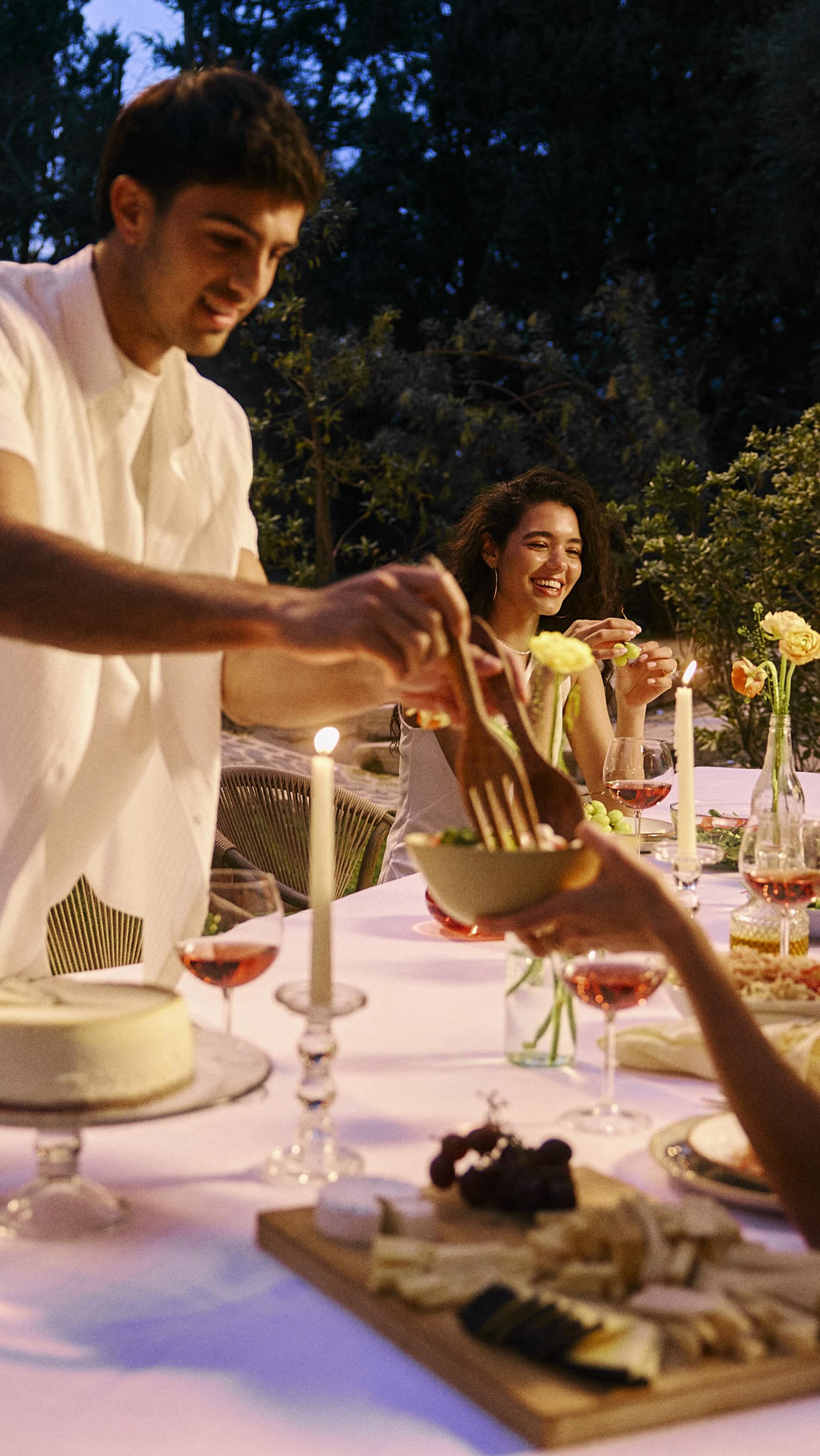 Happy Holidays from Hoodies Family🤍